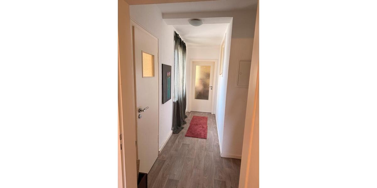 Etagenwohnung Essen Stadtbezirk IV - 2.5 Zimmer, 60 m&sup2;, 420&euro; | Angebot:26021718