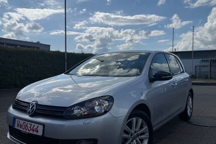 VW Golf 135.000 km 6.400 &euro; Wuppertal 42329