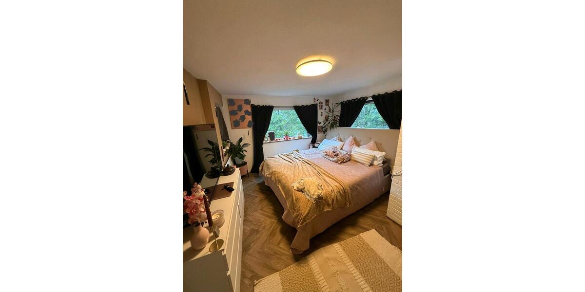 Einfamilienhaus Remscheid Remscheid-Süd - 10 Zimmer, 240 m&sup2;, 380.000&euro; | Angebot:25170386