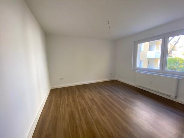 Erdgeschoßwohnung Essen Stadtbezirk VII - 3 Zimmer, 68 m&sup2;, 646&euro; | Angebot:26555680