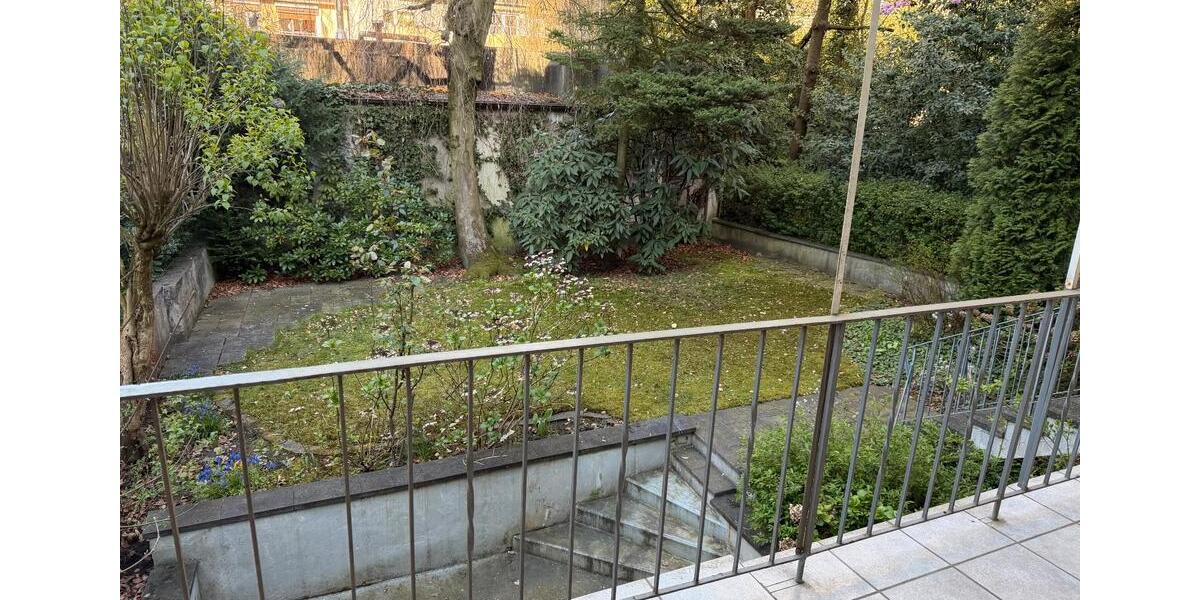 Erdgeschoßwohnung Gelsenkirchen Gelsenkirchen-Mitte - 3.5 Zimmer, 125 m&sup2;, 1.500&euro; | Angebot:26538381