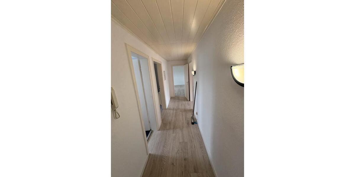 Dachgeschoßwohnung Wuppertal Brill - 4 Zimmer, 95 m&sup2;, 950&euro; | Angebot:26621373