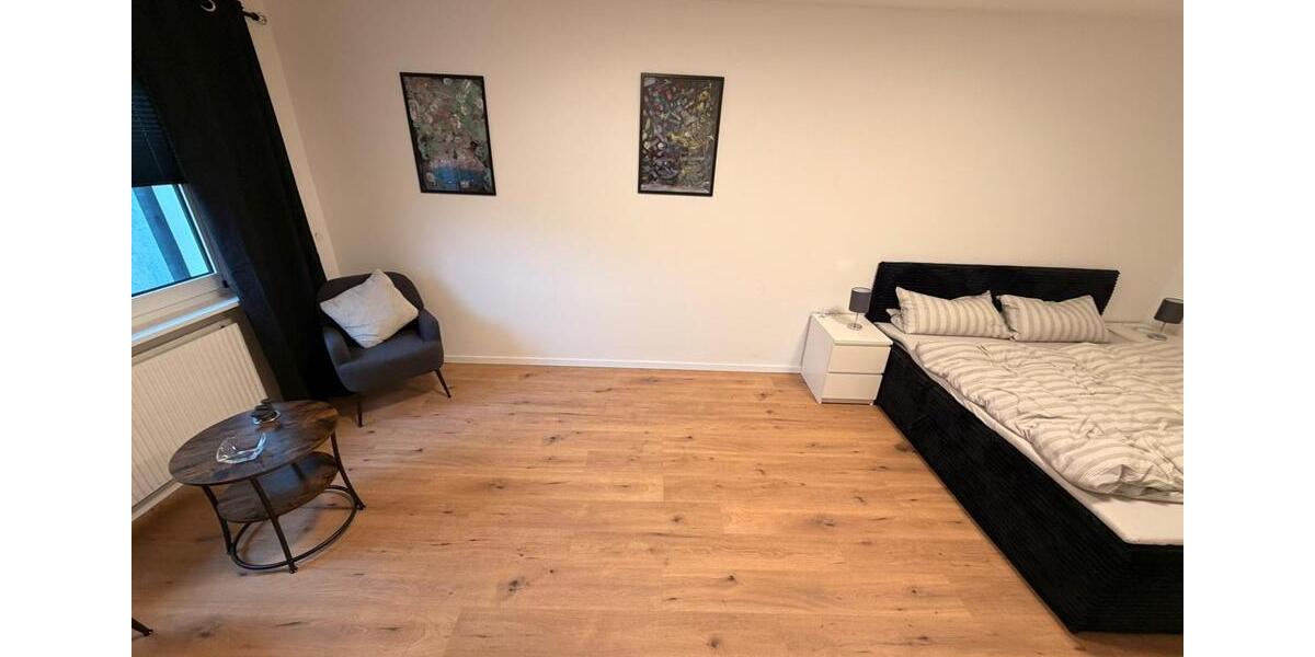 Ferienimmobilie Hilden - 90&euro; | Angebot:23806425