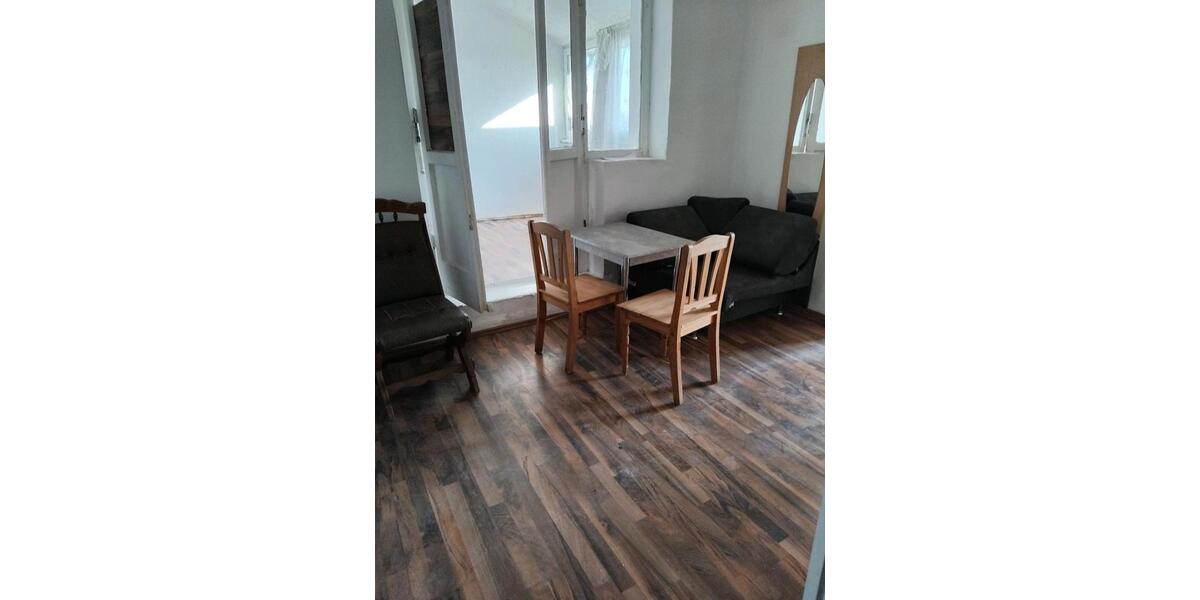 Dachgeschoßwohnung Bochum Bochum-Mitte - 4 Zimmer, 47 m&sup2;, 500&euro; | Angebot:26620057