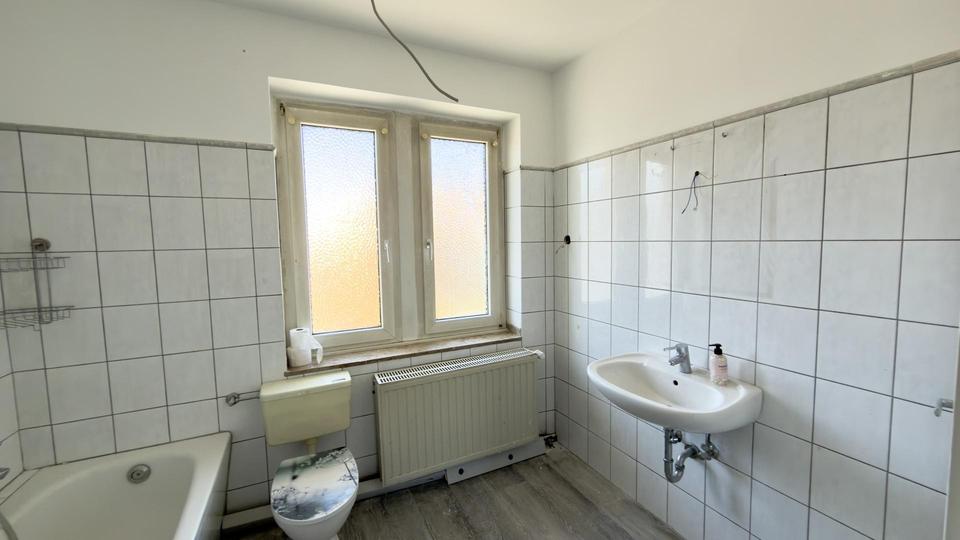 Etagenwohnung Solingen Burg - 2 Zimmer, 55 m&sup2;, 690&euro; | Angebot:26637417