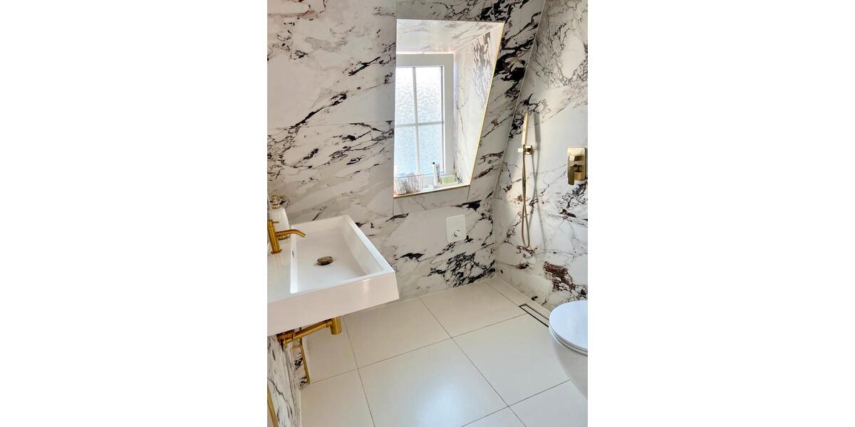 Dachgeschoßwohnung Remscheid - 2 Zimmer, 47 m&sup2;, 900&euro; | Angebot:24687521