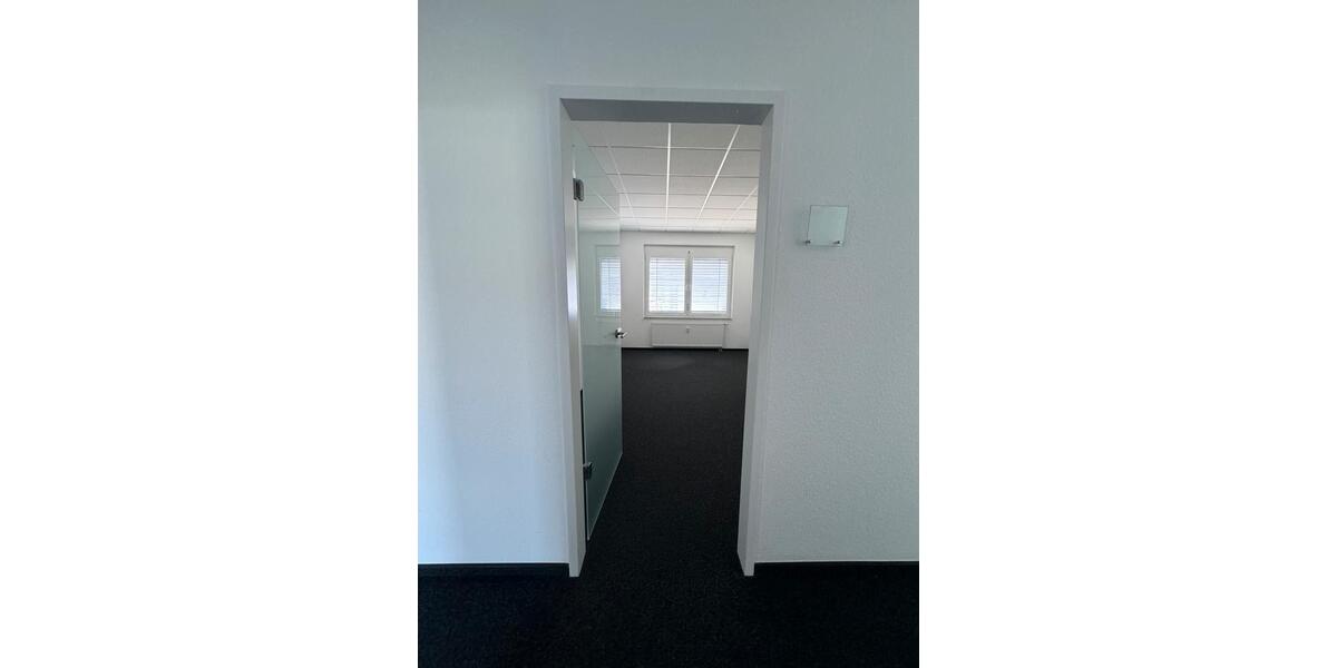 Gewerbeobjekt Langenfeld (Rheinland) - 11&euro; | Angebot:24763357