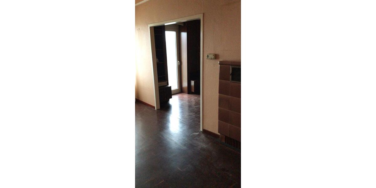 Etagenwohnung Wuppertal Gemarkung Barmen - 3 Zimmer, 77 m&sup2;, 490&euro; | Angebot:25964949