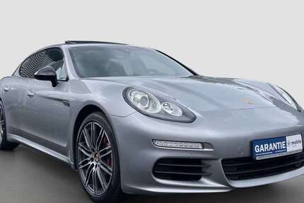 Porsche Panamera 168.000 km 28.999 &euro; Mülheim 45476