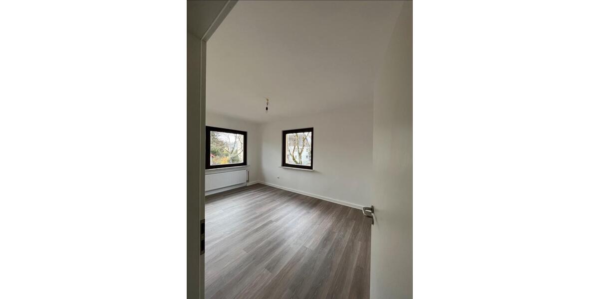 Etagenwohnung Erkrath - 3 Zimmer, 65 m&sup2;, 740&euro; | Angebot:26603541