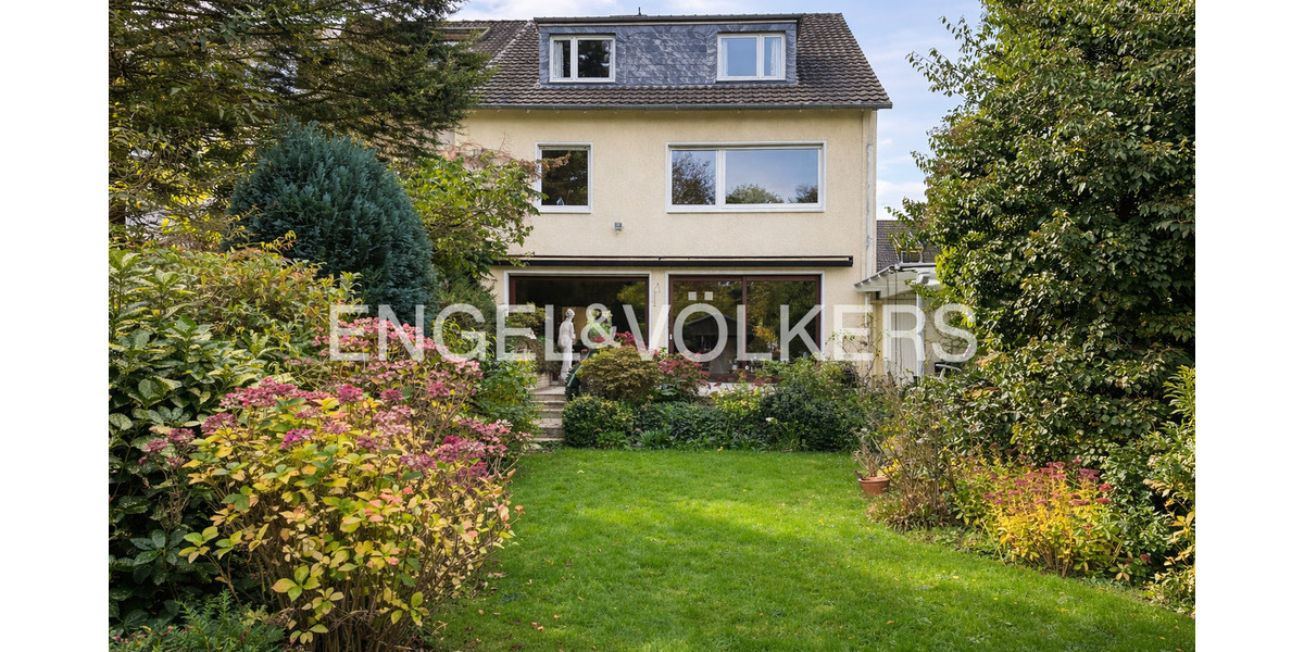 Doppelhaushälfte Hilden - 8 Zimmer, 292 m&sup2;, 695.000&euro; | Angebot:25730522