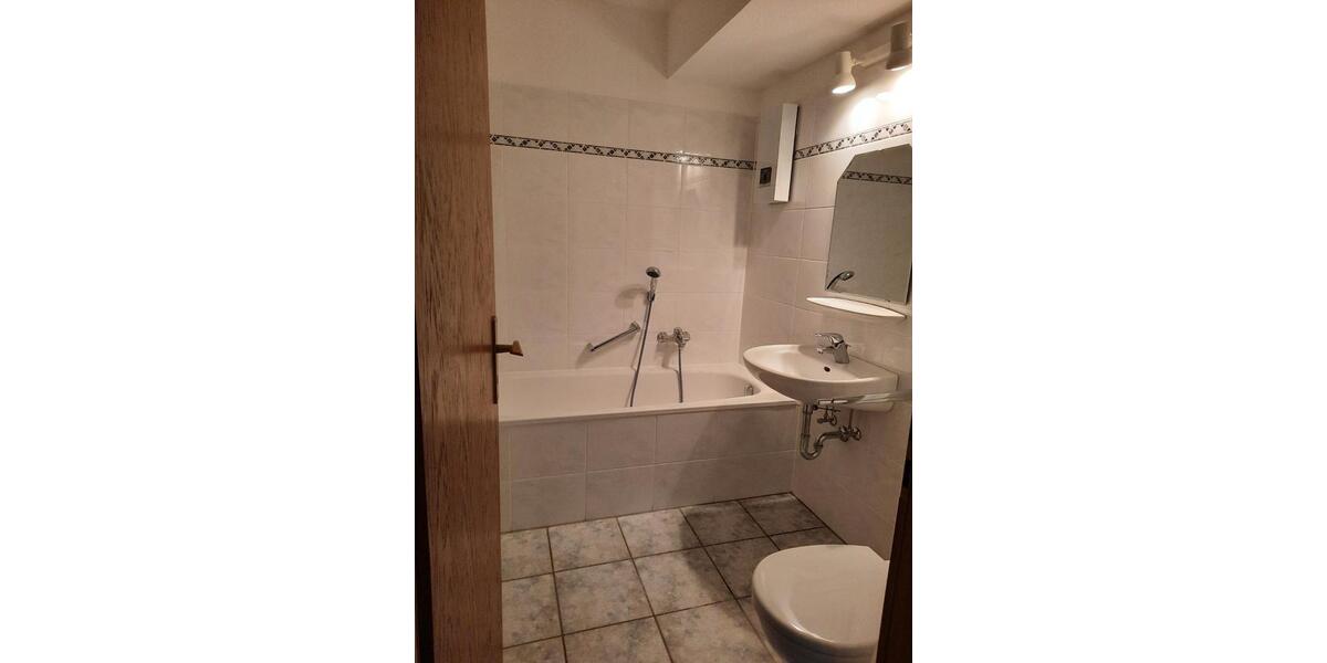Erdgeschoßwohnung Solingen Ohligs - 2 Zimmer, 53 m&sup2;, 530&euro; | Angebot:26577546