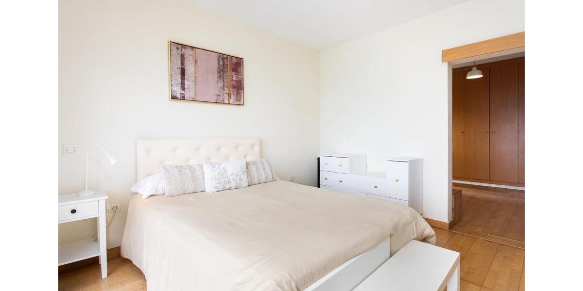 Ferienimmobilie Düsseldorf Stadtmitte - 200&euro; | Angebot:23742943