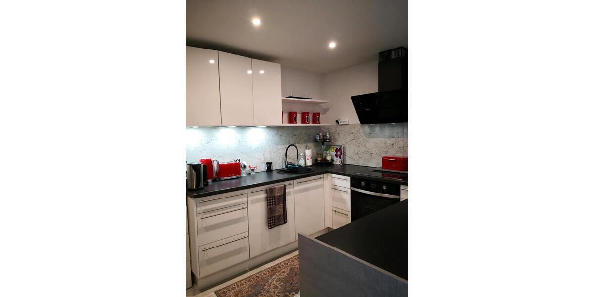 Einfamilienhaus Hilden - 5 Zimmer, 90 m&sup2;, 3.300&euro; | Angebot:25852142