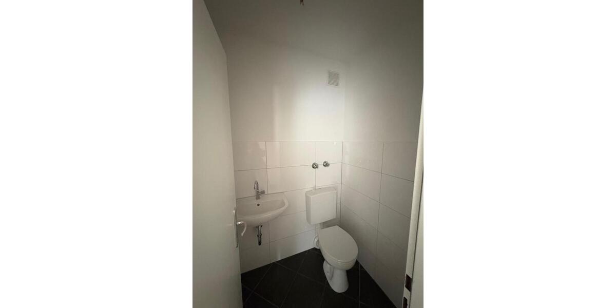 Etagenwohnung Ratingen Tiefenbroich - 3 Zimmer, 79 m&sup2;, 856&euro; | Angebot:26184251