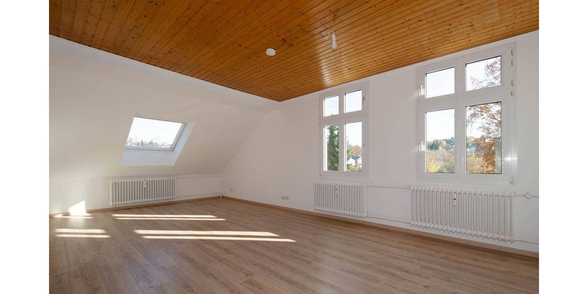 Etagenwohnung Wuppertal Elberfeld - 3 Zimmer, 85 m&sup2;, 650&euro; | Angebot:25687024