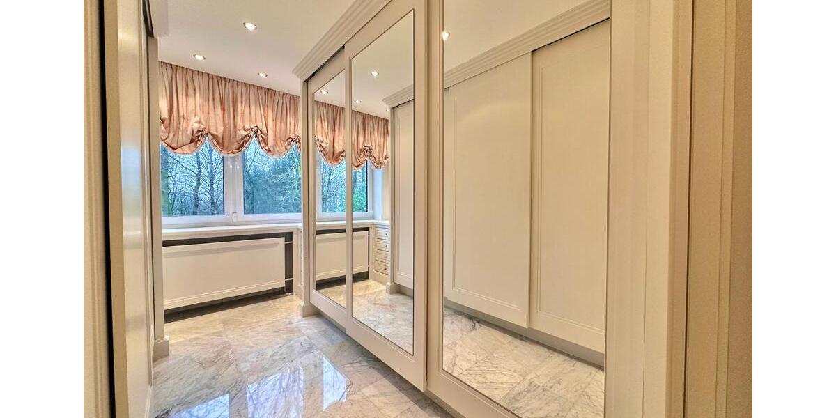 Etagenwohnung Wuppertal Gemarkung Barmen - 5 Zimmer, 230 m&sup2;, 2.600&euro; | Angebot:25656512