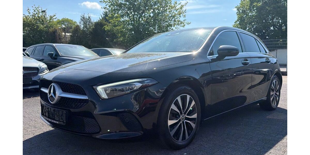 Mercedes-Benz A 200 66.900 km 24.990 &euro; Hilden 40721