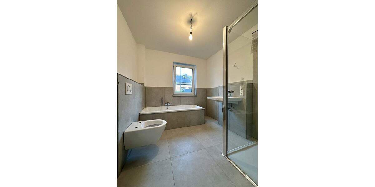 Etagenwohnung Düsseldorf Reisholz - 3 Zimmer, 115 m&sup2;, 569.000&euro; | Angebot:25760492