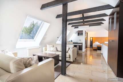 Zimmer Düsseldorf Stadtmitte - 2 Zimmer, 1.490&euro; | Angebot:25457463