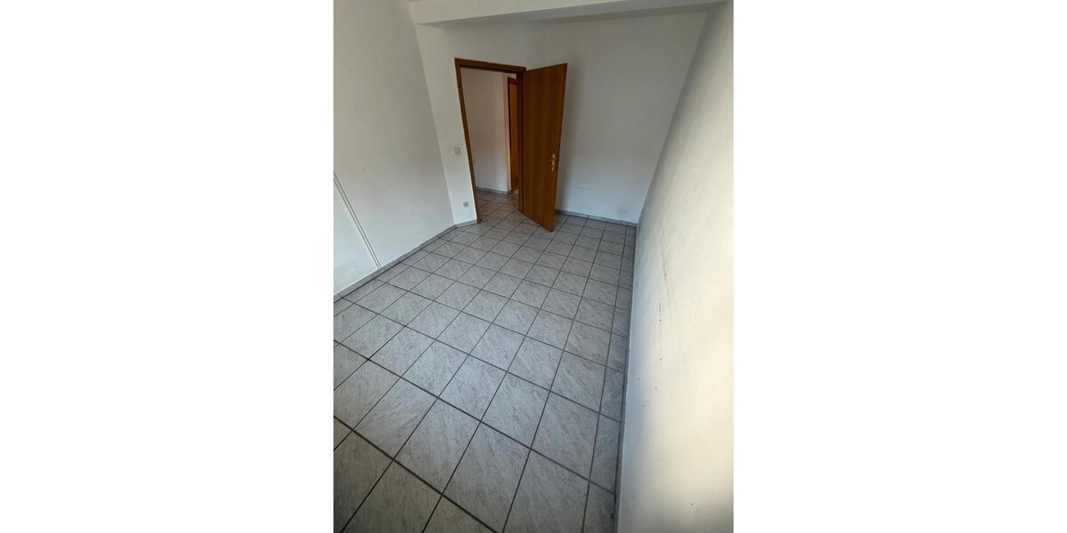 Etagenwohnung Gelsenkirchen Gelsenkirchen-Mitte - 4 Zimmer, 100 m&sup2;, 1.180&euro; | Angebot:26626170