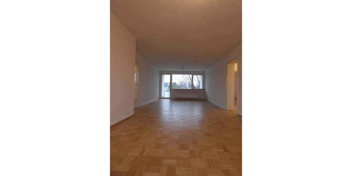 Etagenwohnung Essen Stadtbezirk IX - 3 Zimmer, 98 m&sup2;, 1.114&euro; | Angebot:25535319