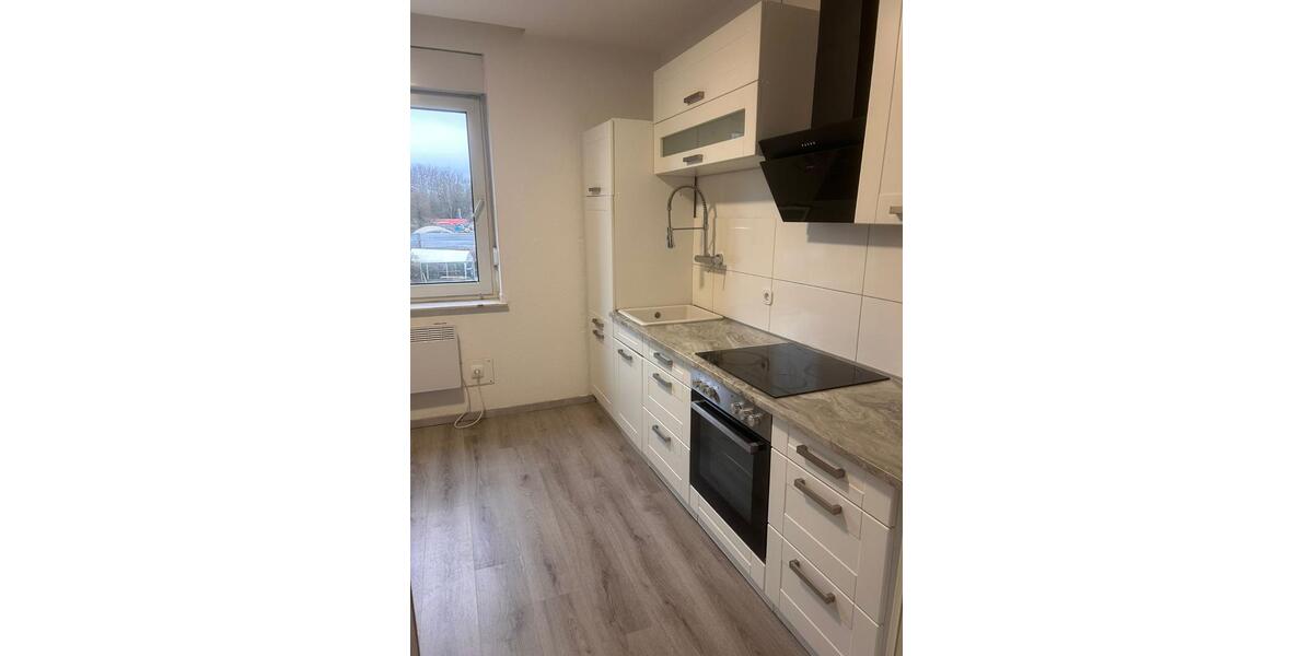 Etagenwohnung Gelsenkirchen Ückendorf - 2 Zimmer, 77 m&sup2;, 600&euro; | Angebot:25308380