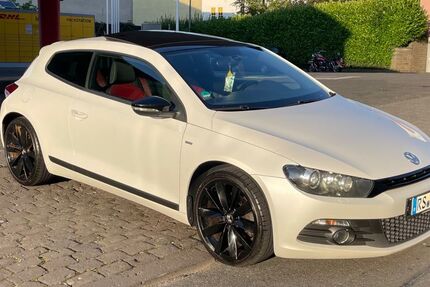 VW Scirocco 219.000 km 9.400 &euro; Remscheid 42857