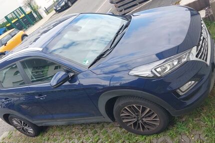 Hyundai TUCSON 40.000 km 19.700 &euro; Velbert 42555