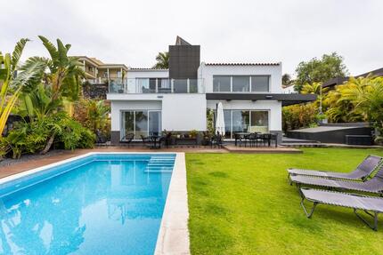 Ferienimmobilie Düsseldorf Stadtmitte - 200&euro; | Angebot:23742943