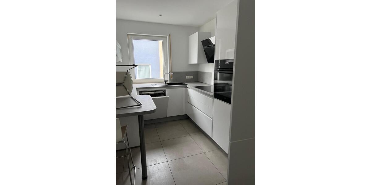 Etagenwohnung Odenthal - 3 Zimmer, 86 m&sup2;, 1.341&euro; | Angebot:25854390