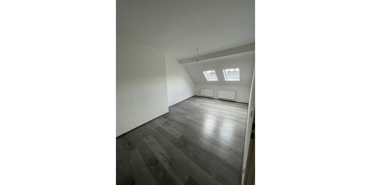 Maisonettenwohnung Essen Huttrop - 4 Zimmer, 85 m&sup2;, 550&euro; | Angebot:26480019