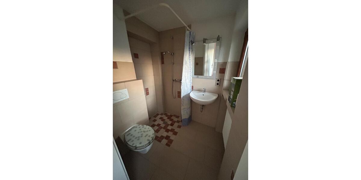 Erdgeschoßwohnung Remscheid Gemarkung Bergisch Born - 4 Zimmer, 159 m&sup2;, 1.854&euro; | Angebot:25961179