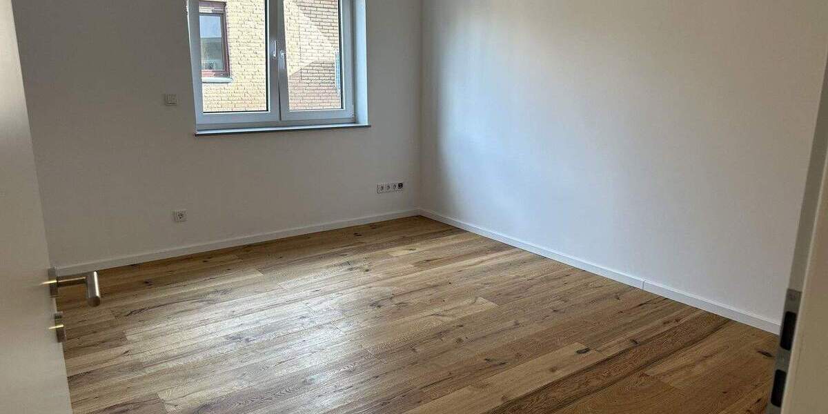Etagenwohnung Düsseldorf Reisholz - 3 Zimmer, 115 m&sup2;, 569.000&euro; | Angebot:25760492