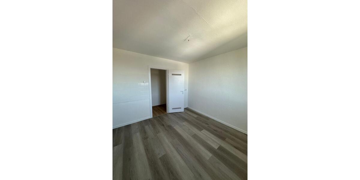 Dachgeschoßwohnung Remscheid - 2 Zimmer, 54 m&sup2;, 440&euro; | Angebot:26560267