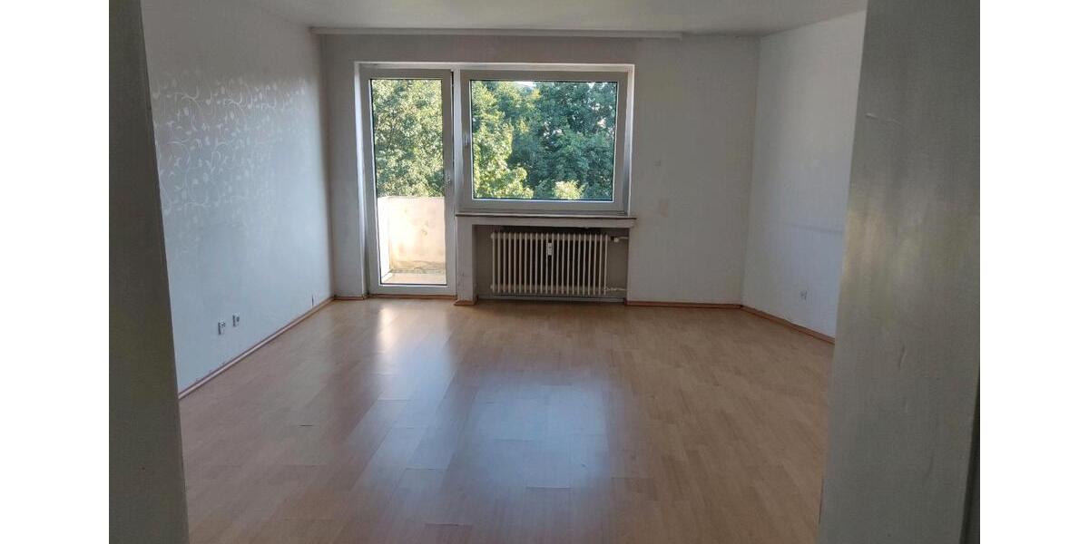 Etagenwohnung Wuppertal Gemarkung Vohwinkel - 3 Zimmer, 90 m&sup2;, 750&euro; | Angebot:24838313