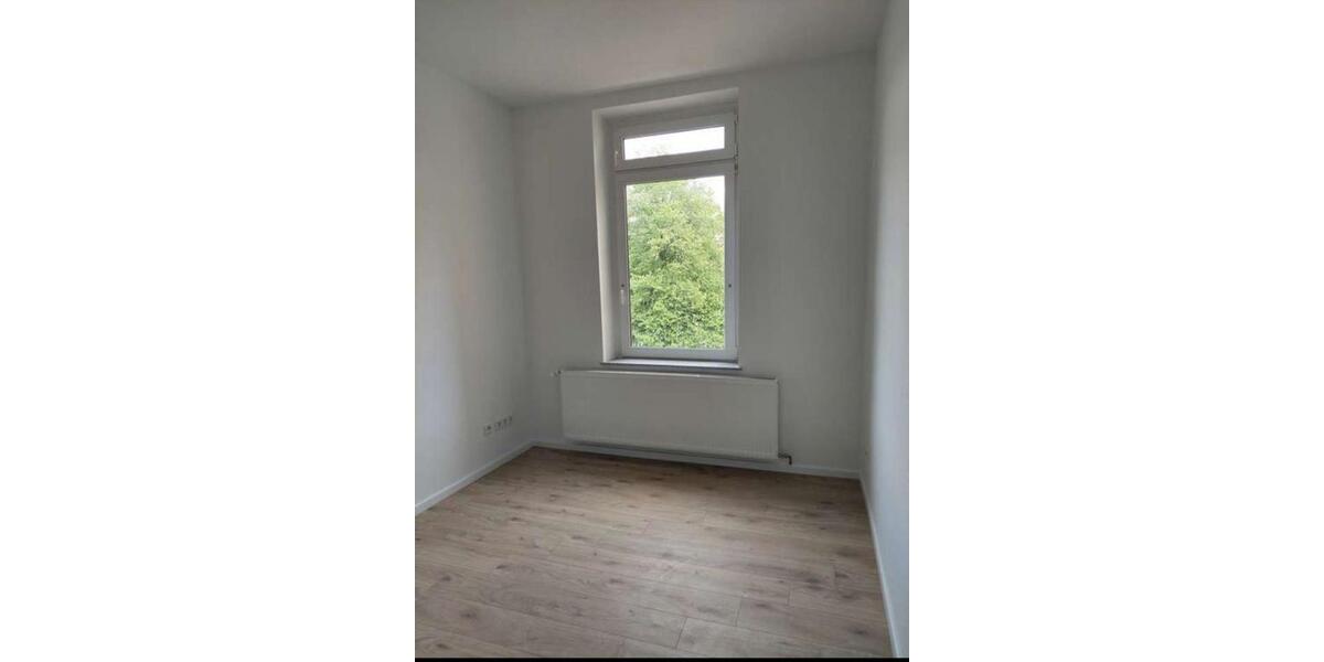 Etagenwohnung Solingen Mitte - 3 Zimmer, 70 m&sup2;, 690&euro; | Angebot:26637423