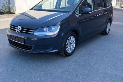 VW Sharan 227.000 km 8.700 &euro; Düsseldorf 40589