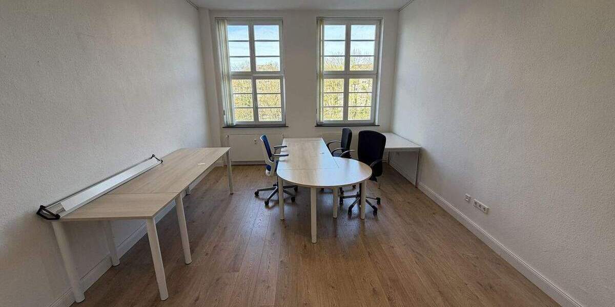 Gewerbeobjekt Hagen Hochschulviertel - 8 Zimmer, 371 m&sup2;, 3.700&euro; | Angebot:25799404