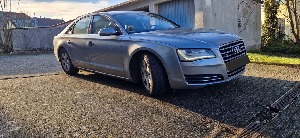 Audi A8 379.000 km 10.900 &euro; Burscheid 51399
