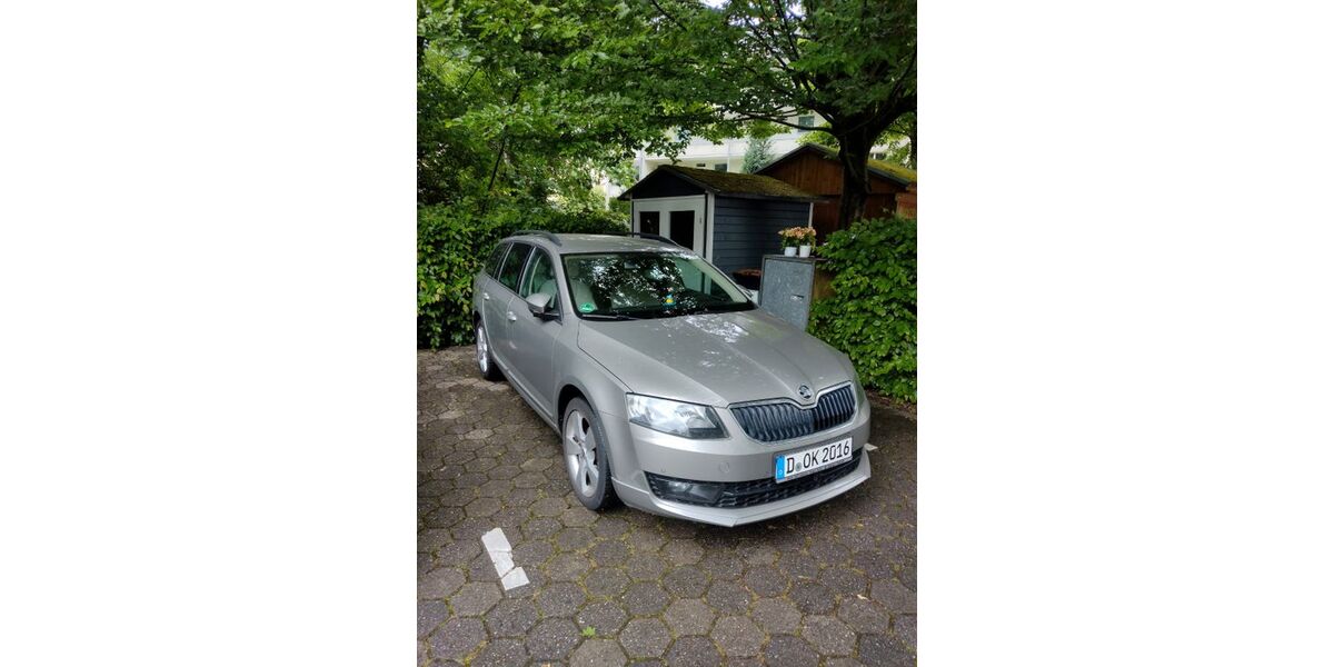 Skoda Octavia 115.000 km 10.900 &euro; Düsseldorf 40625