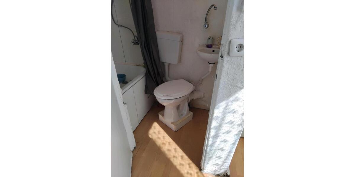 Erdgeschoßwohnung Bochum Bochum-Mitte - 1 Zimmer, 14 m&sup2;, 250&euro; | Angebot:26618942