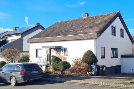 Haus Hagen Hohenlimburg - 7 Zimmer, 224 m&sup2;, 399.000&euro; | Angebot:25969944