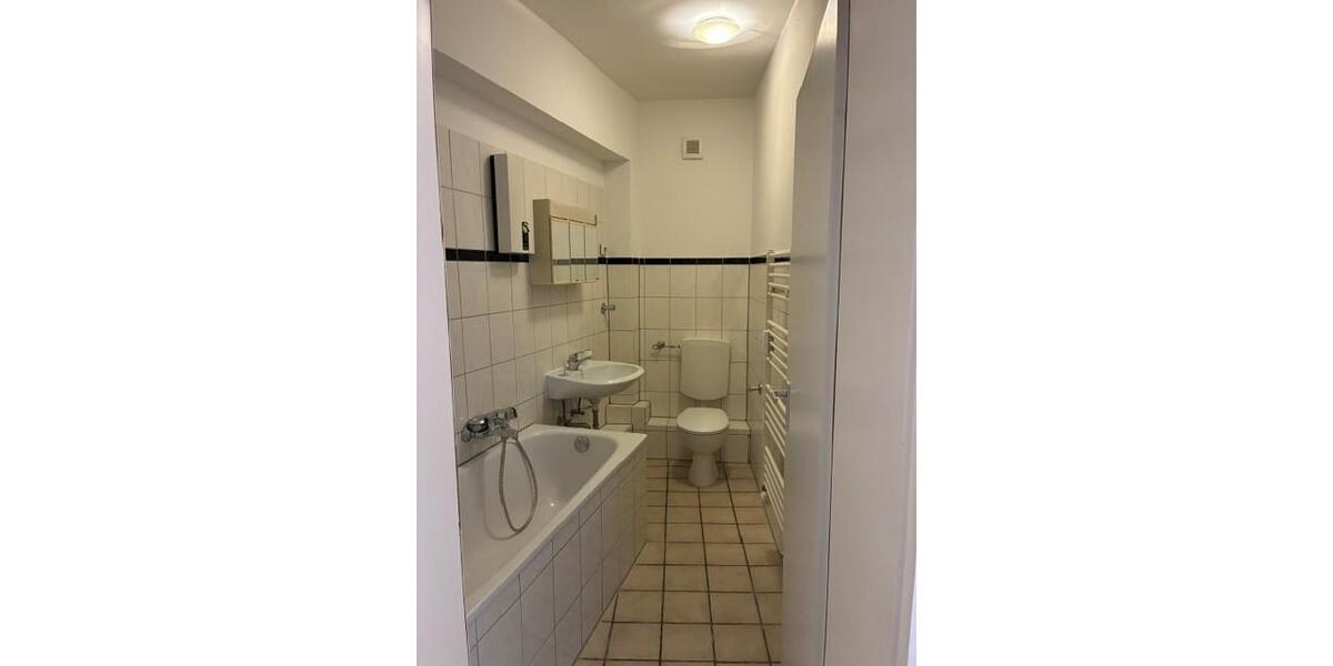Etagenwohnung Gelsenkirchen Gelsenkirchen-Mitte - 2 Zimmer, 68 m&sup2;, 440&euro; | Angebot:25979801