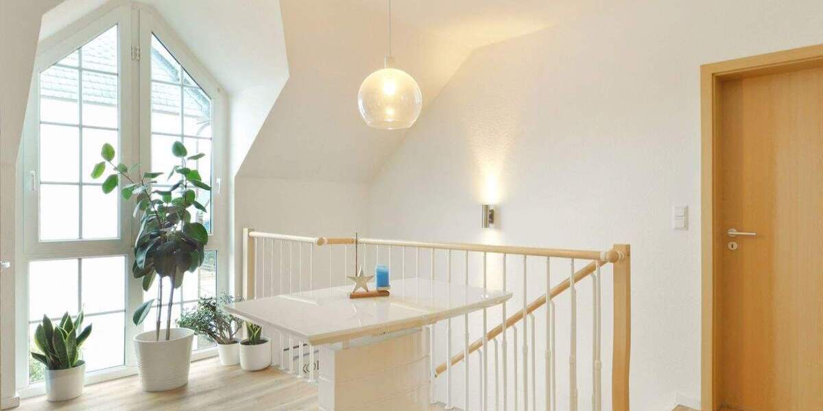 Einfamilienhaus Leichlingen - 6 Zimmer, 156 m&sup2;, 650.000&euro; | Angebot:25686658