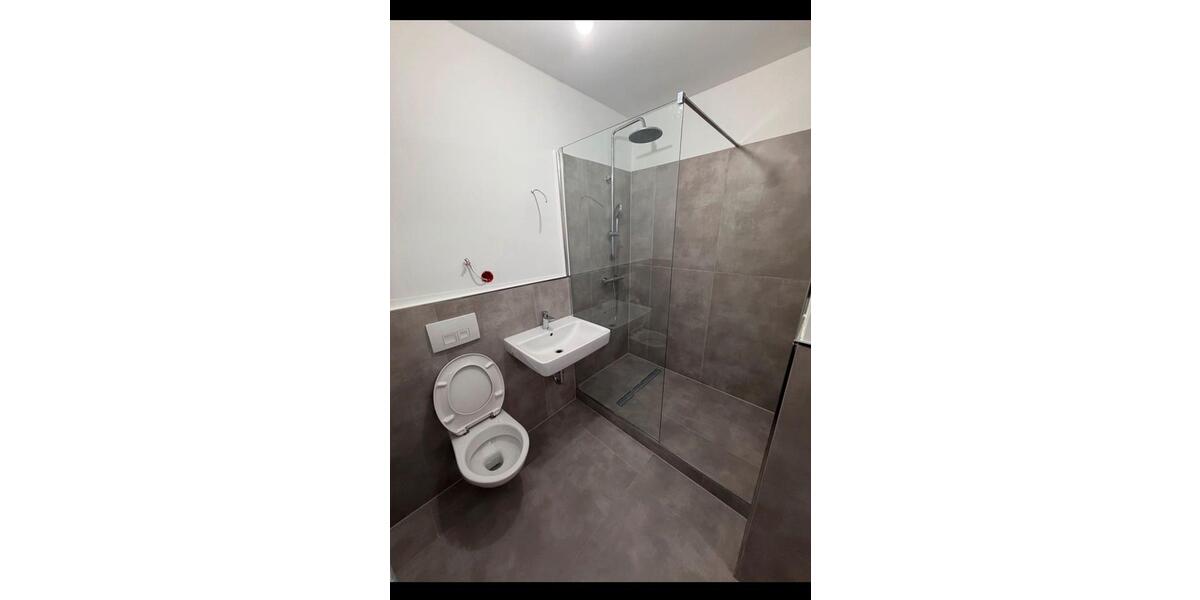 Erdgeschoßwohnung Solingen - 4 Zimmer, 88 m&sup2;, 1.364&euro; | Angebot:25654712