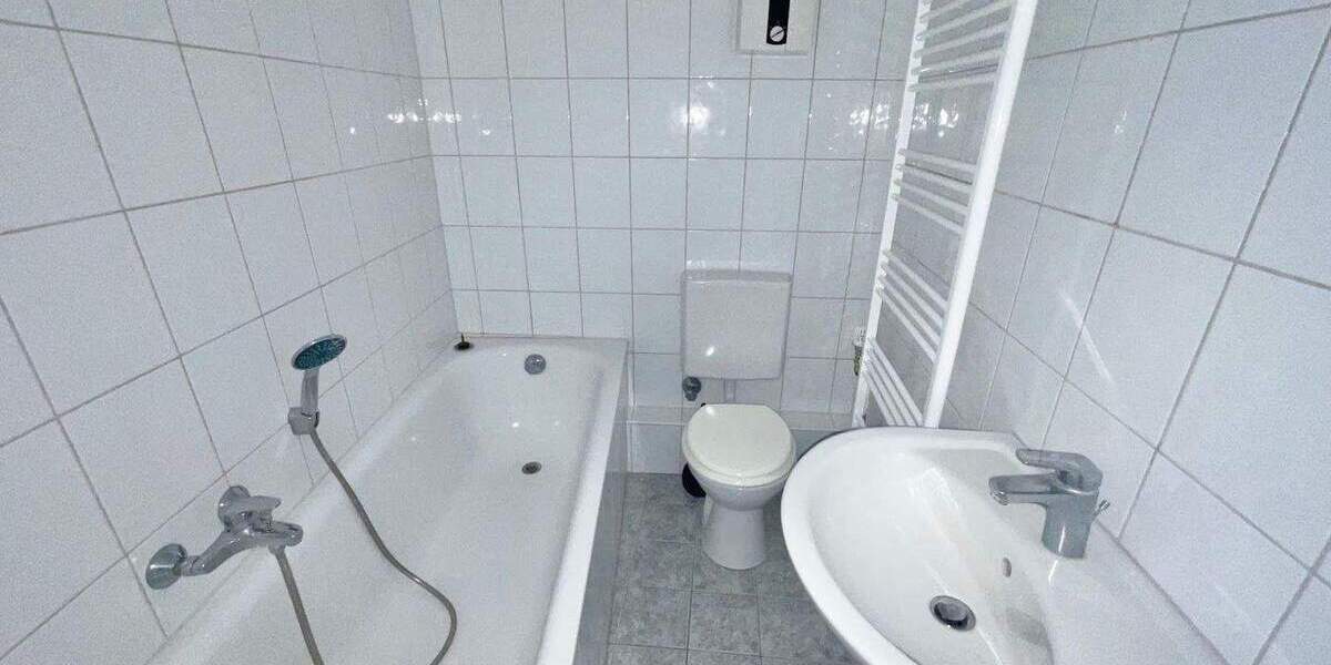 Etagenwohnung Essen Borbeck-Mitte - 2 Zimmer, 56 m&sup2;, 430&euro; | Angebot:25898608