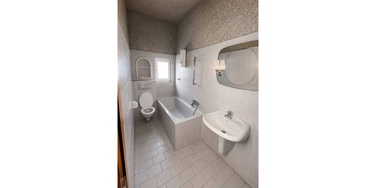 Etagenwohnung Essen Kray - 3 Zimmer, 86 m&sup2;, 910&euro; | Angebot:26616911