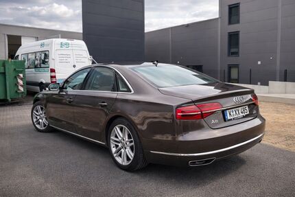 Audi A8 209.500 km 25.800 &euro; Langenfeld 40764