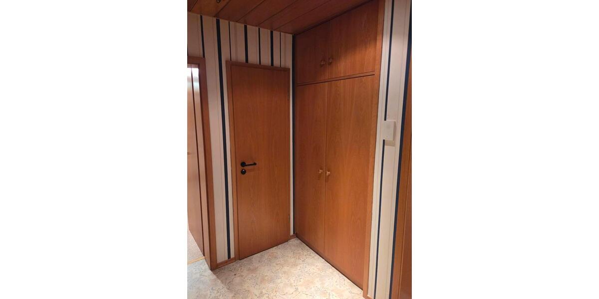 Dachgeschoßwohnung Haan - 2 Zimmer, 70 m&sup2;, 850&euro; | Angebot:26482603